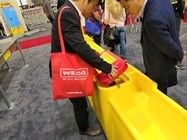 공급 싱크에서 Hdpe 회전 주형 원료 주형